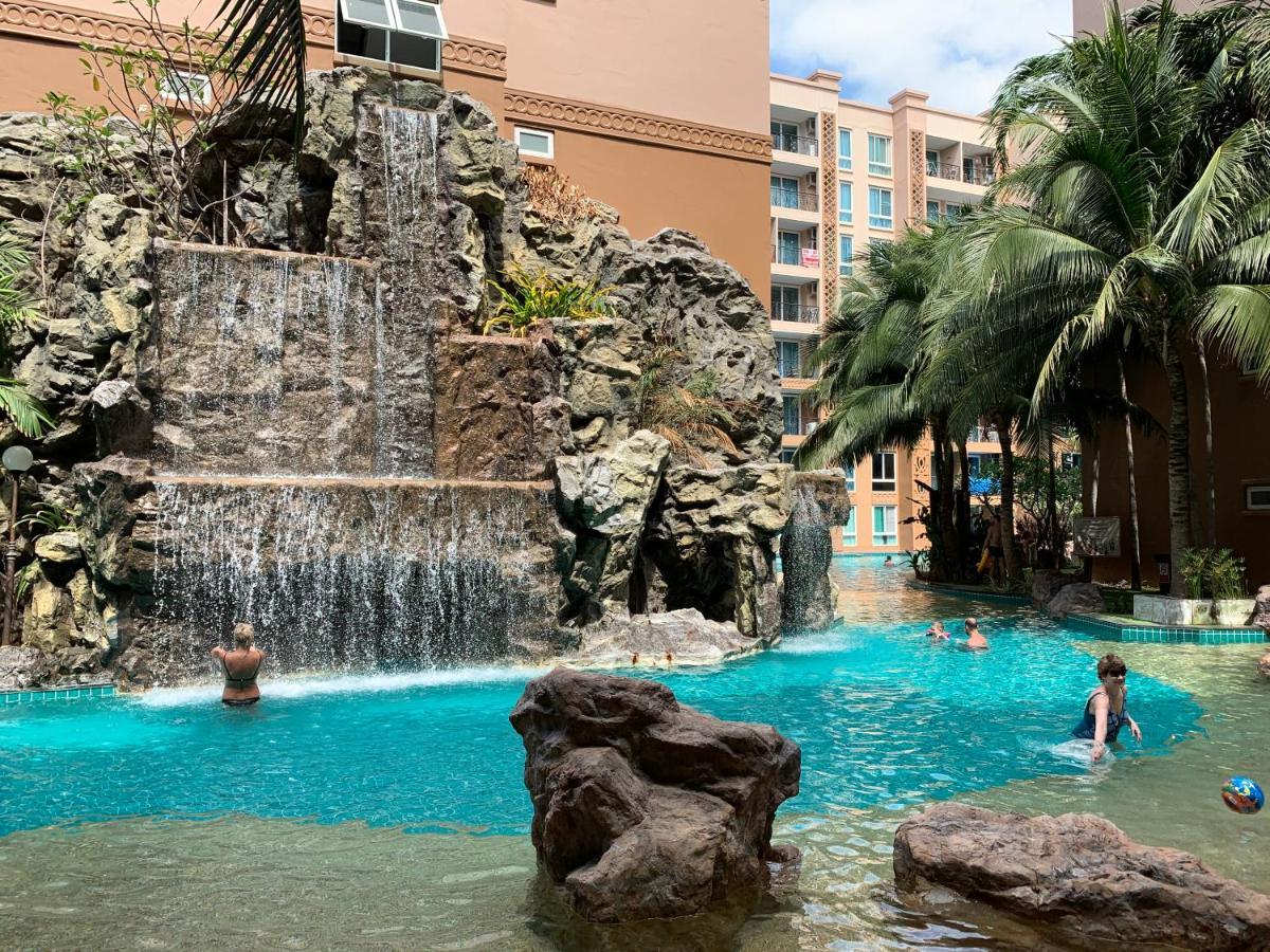 Atlantis Condo Resort Джомтьен Экстерьер фото